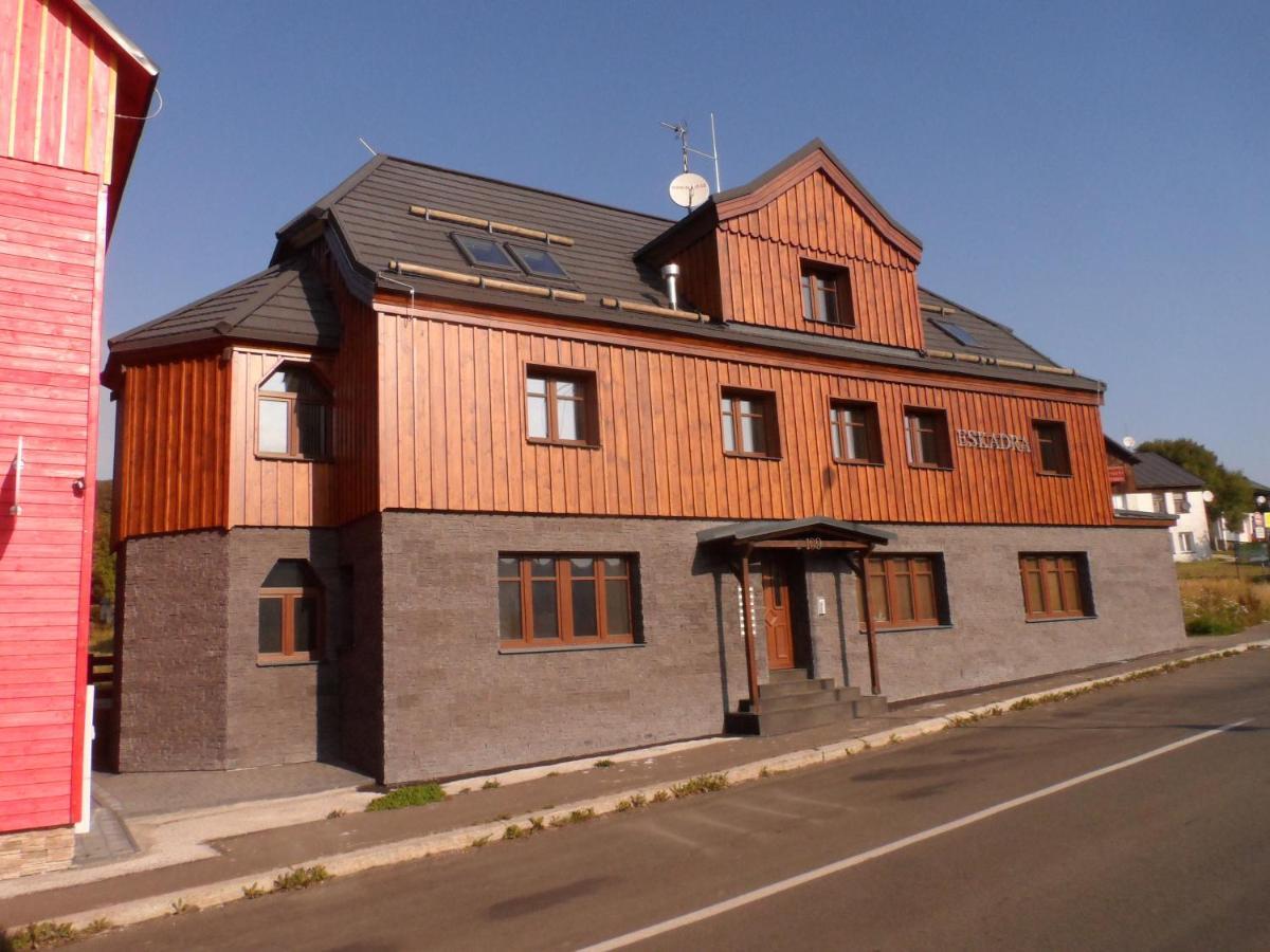Apartmán Eskadra 02 Horní Malá Úpa Kültér fotó
